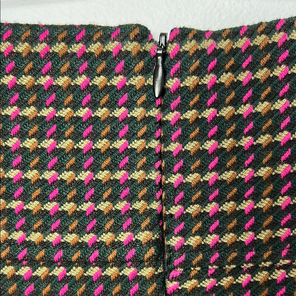 Cinque Stylish Pink and Black Houndstooth Skirt - Picture 7 of 12